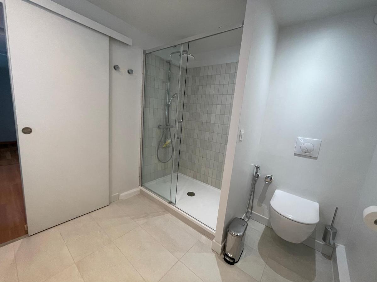 Appartement Mignon Calme Douillet Ascenseur Clim Etage Eleve Proche Parking Et Toutes Commodites Au Coeur Du Toulon Historique Eksteriør billede