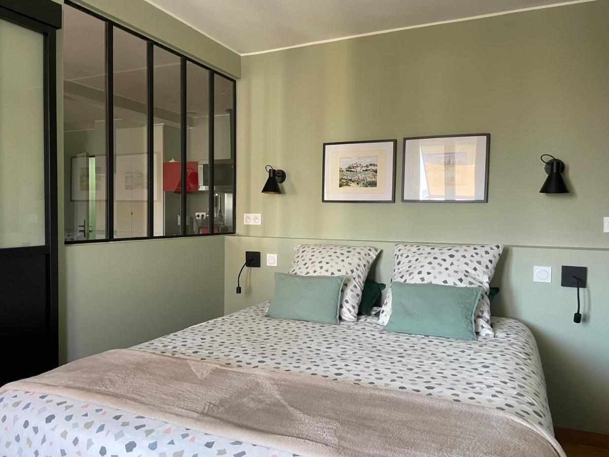Appartement Mignon Calme Douillet Ascenseur Clim Etage Eleve Proche Parking Et Toutes Commodites Au Coeur Du Toulon Historique Eksteriør billede
